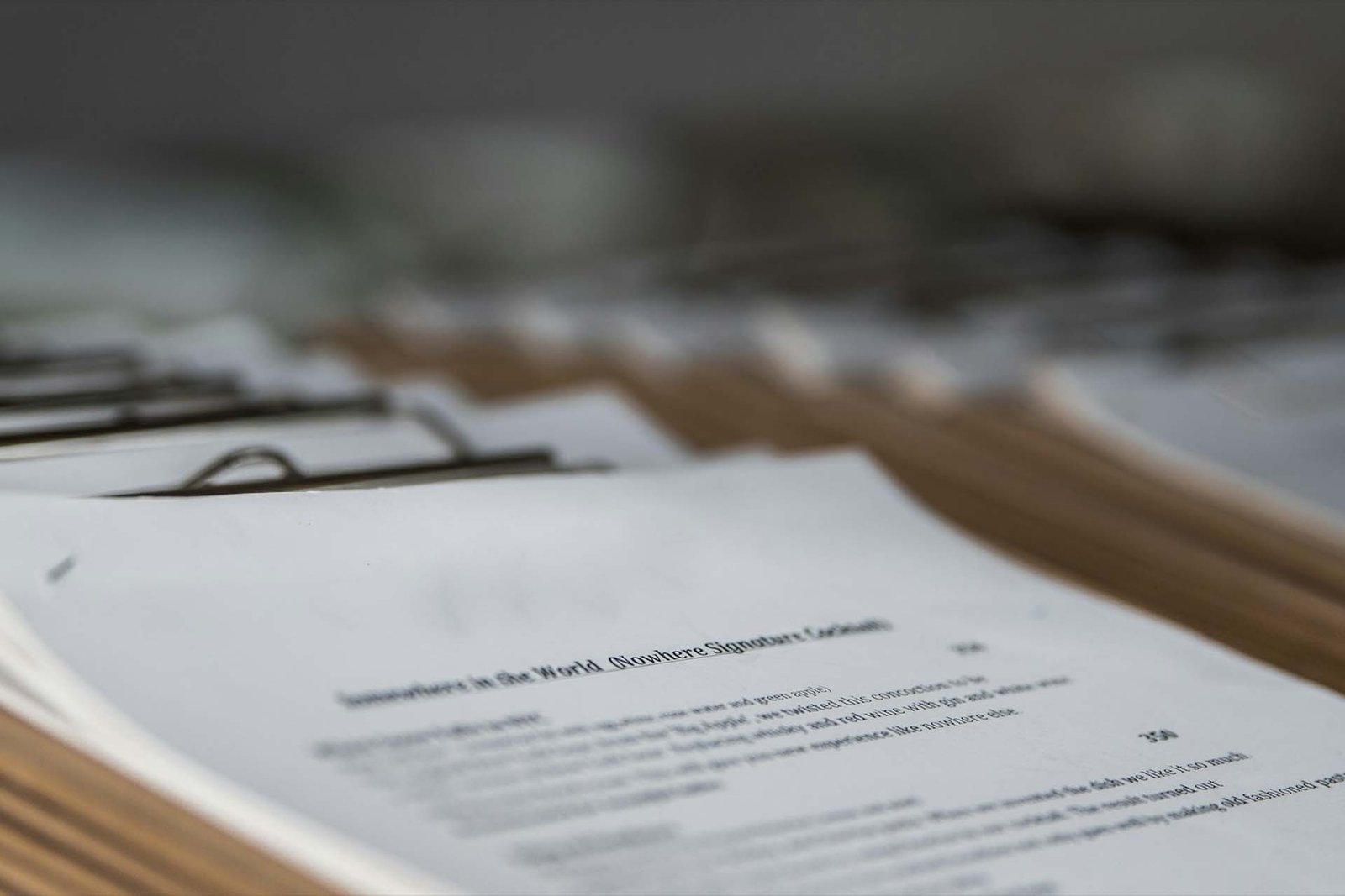 القوانين والإجراءات